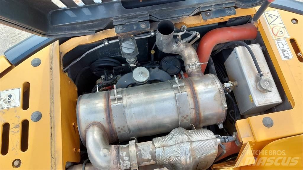 Hyundai HX145LCR 대형 굴삭기 29톤 이상