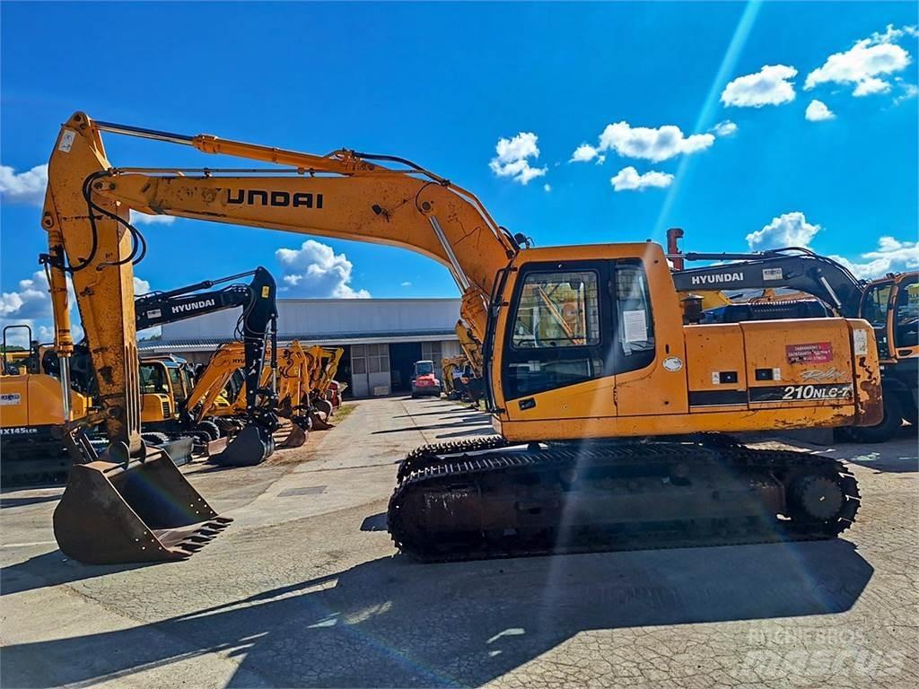 Hyundai R210NLC-7 대형 굴삭기 29톤 이상