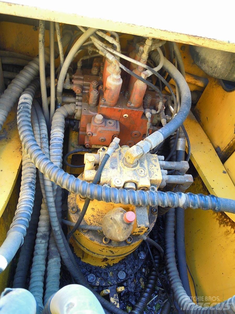 Hyundai R250NLC-7 대형 굴삭기 29톤 이상