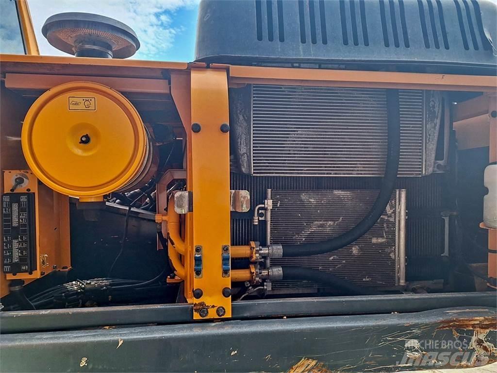 Hyundai R330LC-9 대형 굴삭기 29톤 이상
