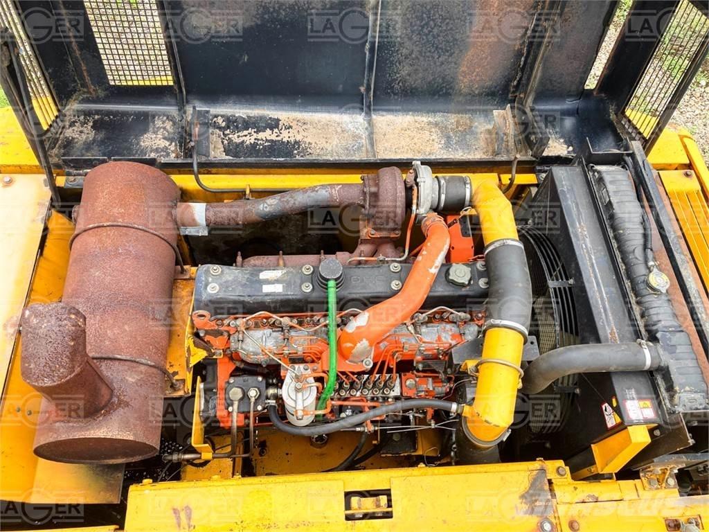 JCB JS300 NL 대형 굴삭기 29톤 이상