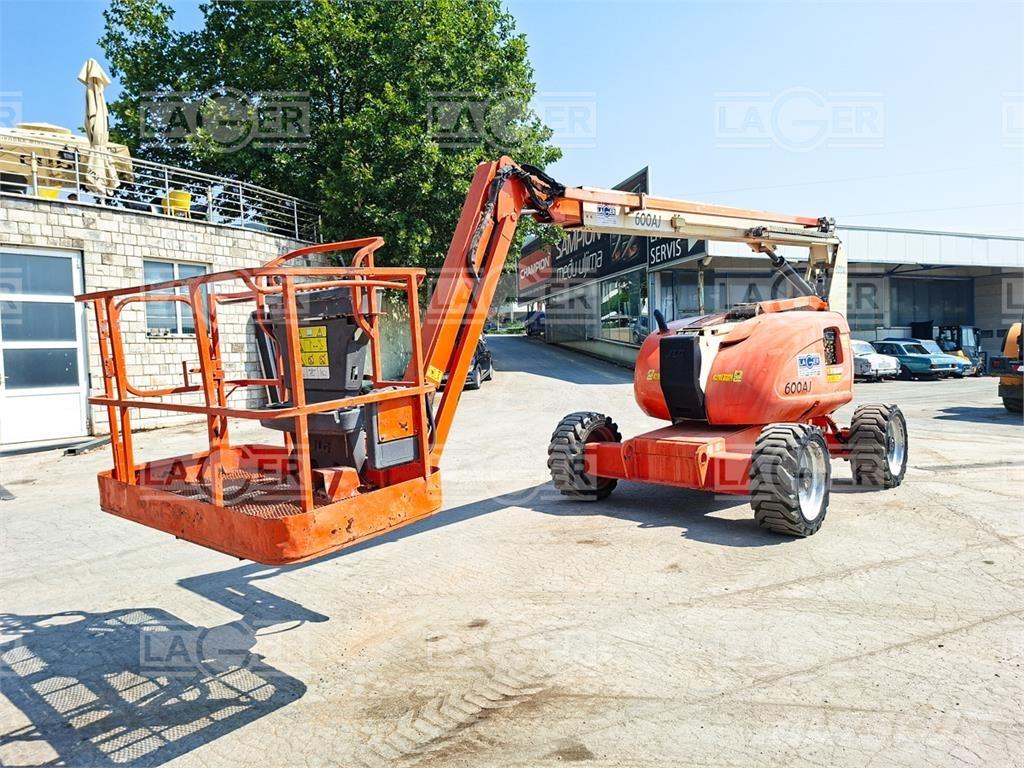 JLG 600AJ 관절형 전동이동 리프트