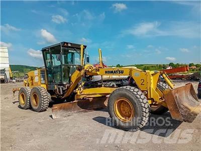 Komatsu GD655-3A 그레이더