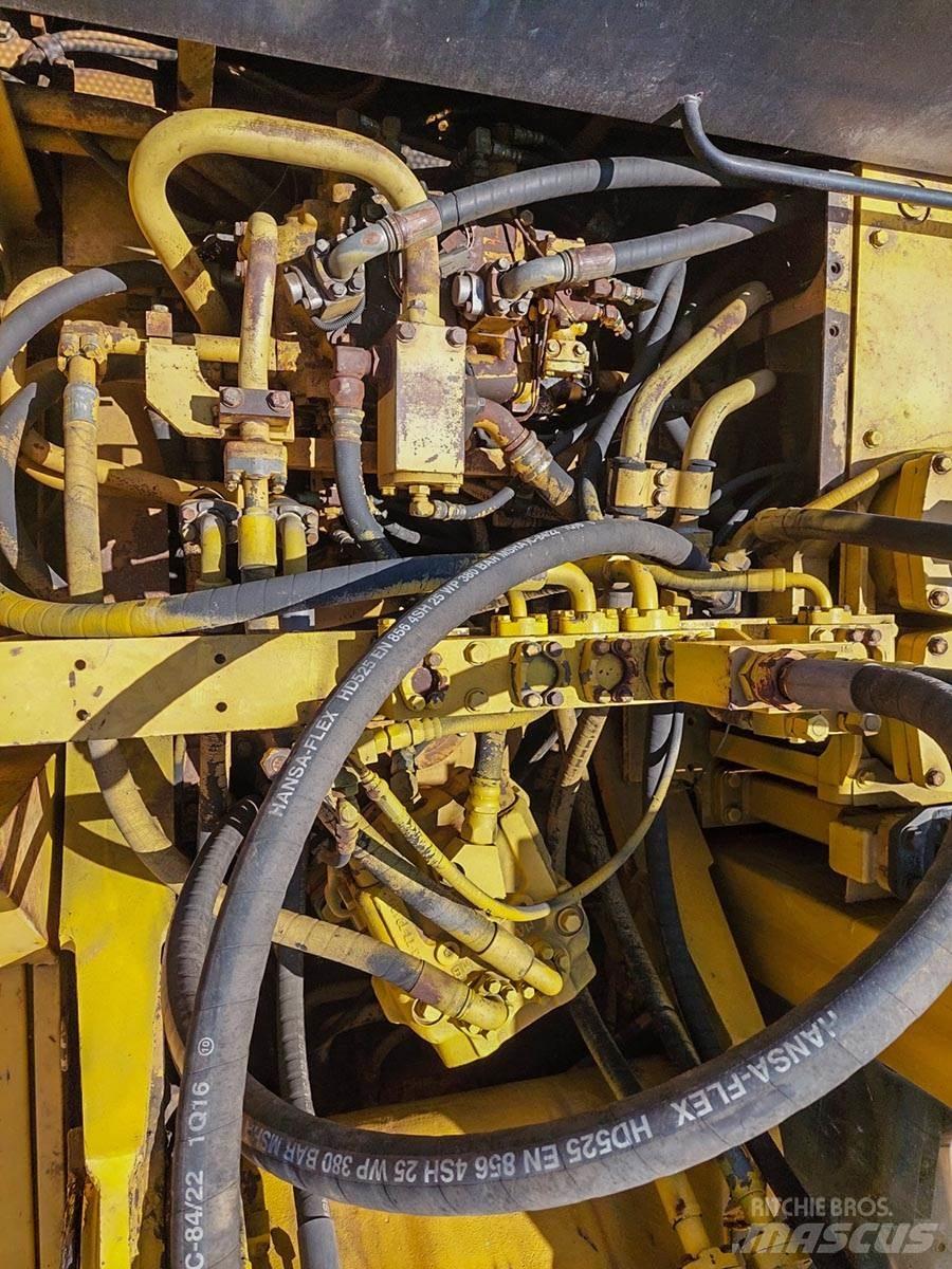 Komatsu PC400LC 대형 굴삭기 29톤 이상