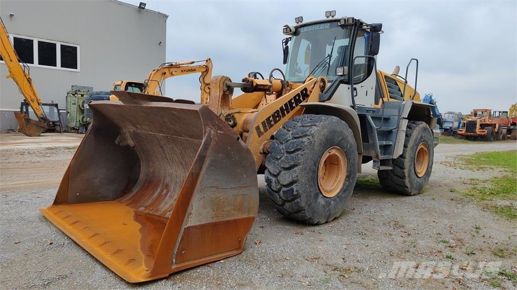 Liebherr L576  휠로우더