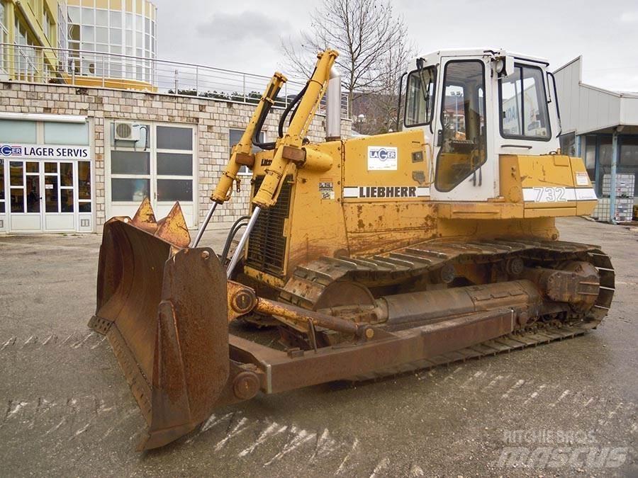 Liebherr PR 732 L 크롤러 도저