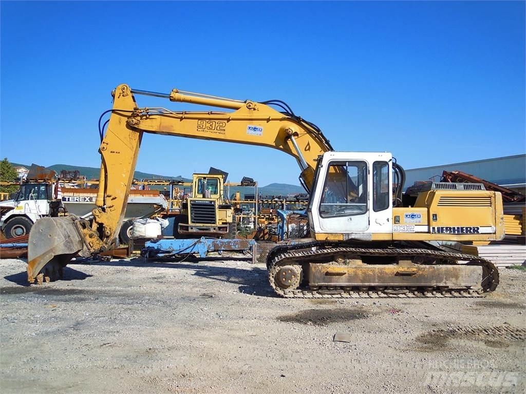 Liebherr R932HDSL 대형 굴삭기 29톤 이상