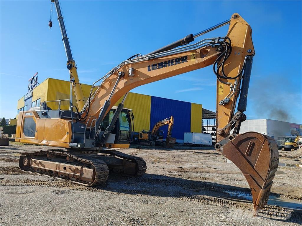 Liebherr R938 NLC 대형 굴삭기 29톤 이상