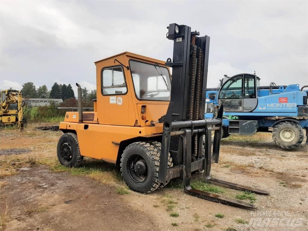 Litostroj V8 디젤 지게차