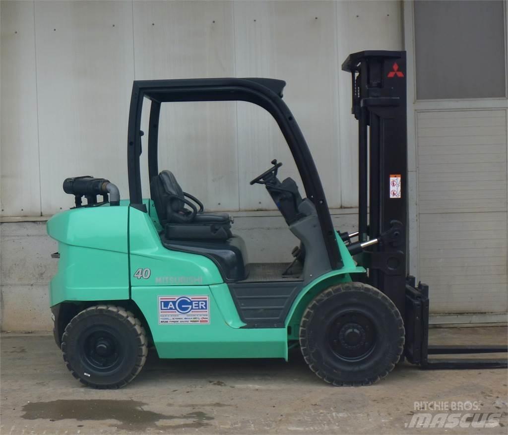 Mitsubishi FD40N 디젤 지게차