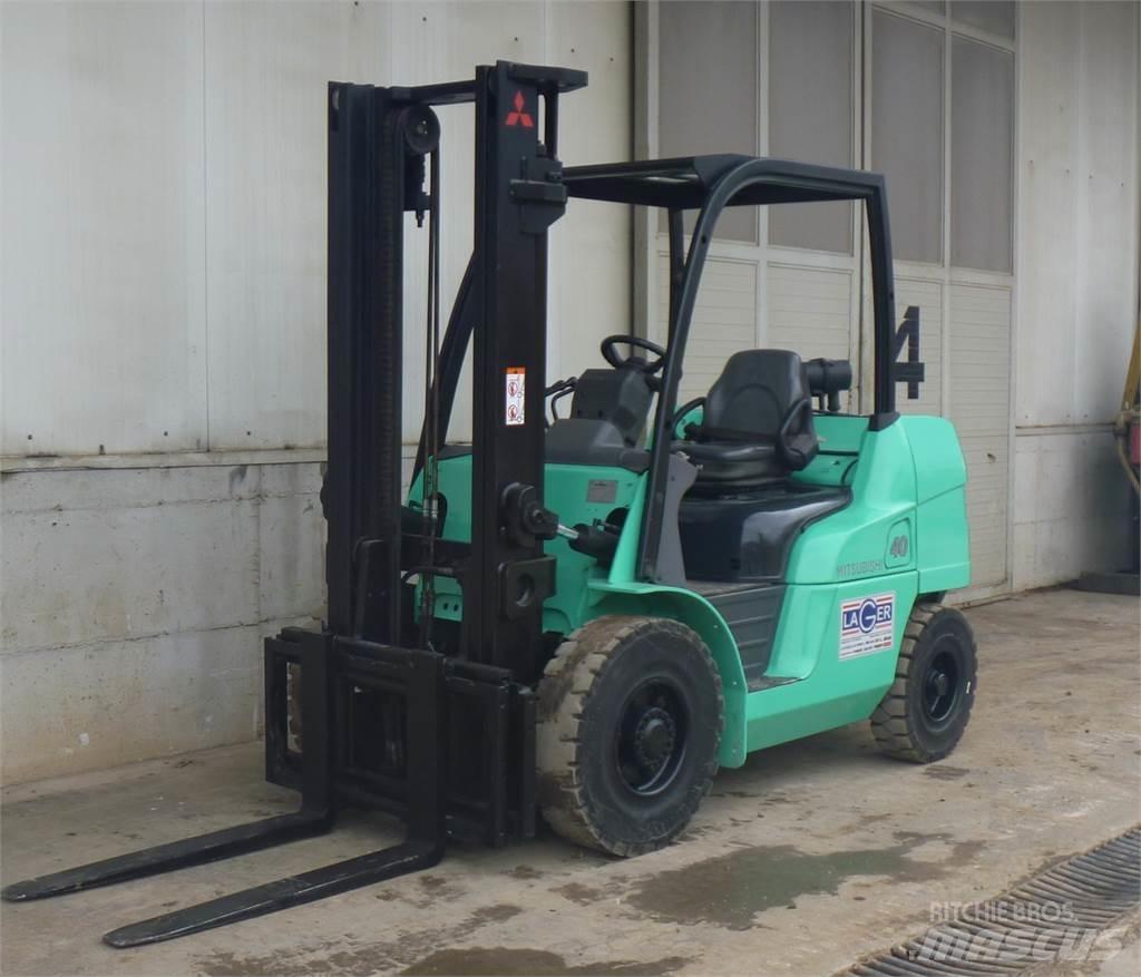 Mitsubishi FD40N 디젤 지게차