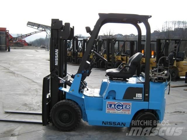 Nissan PJ01A15 LPG 지게차