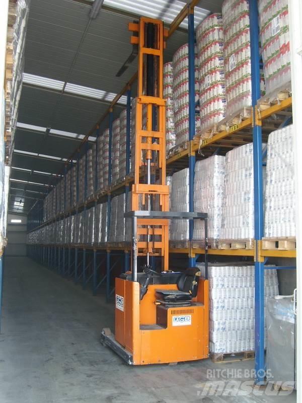 Still WAGNER EFSM 125R 경량 리프터