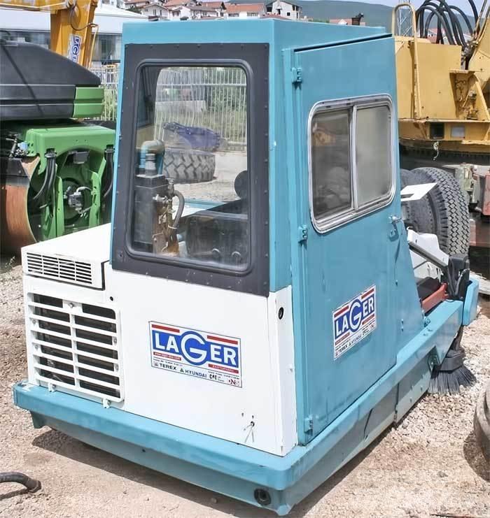 Tennant NV 275 청소 트럭