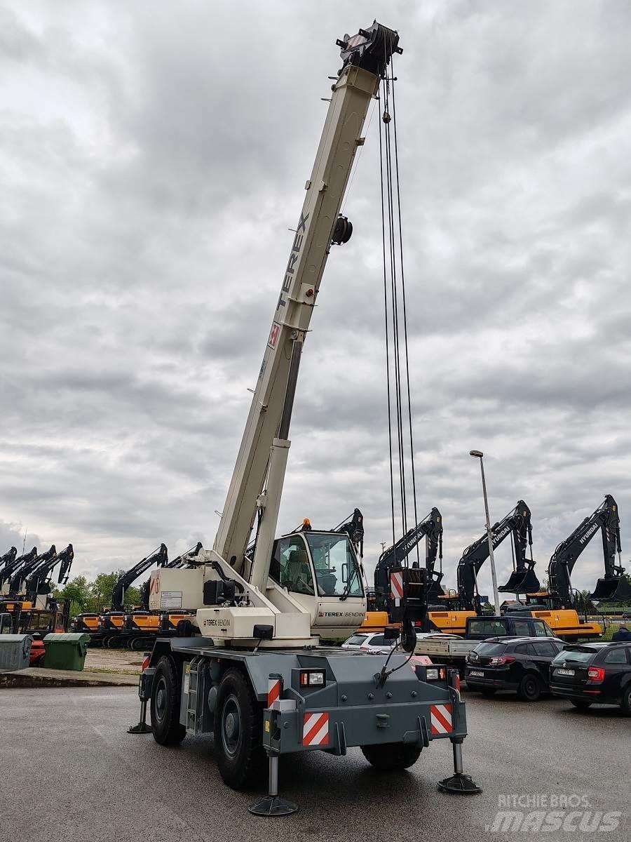 Terex RC30 R/T 크레인