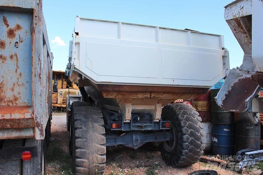 Terex TA30 연결식 홀러