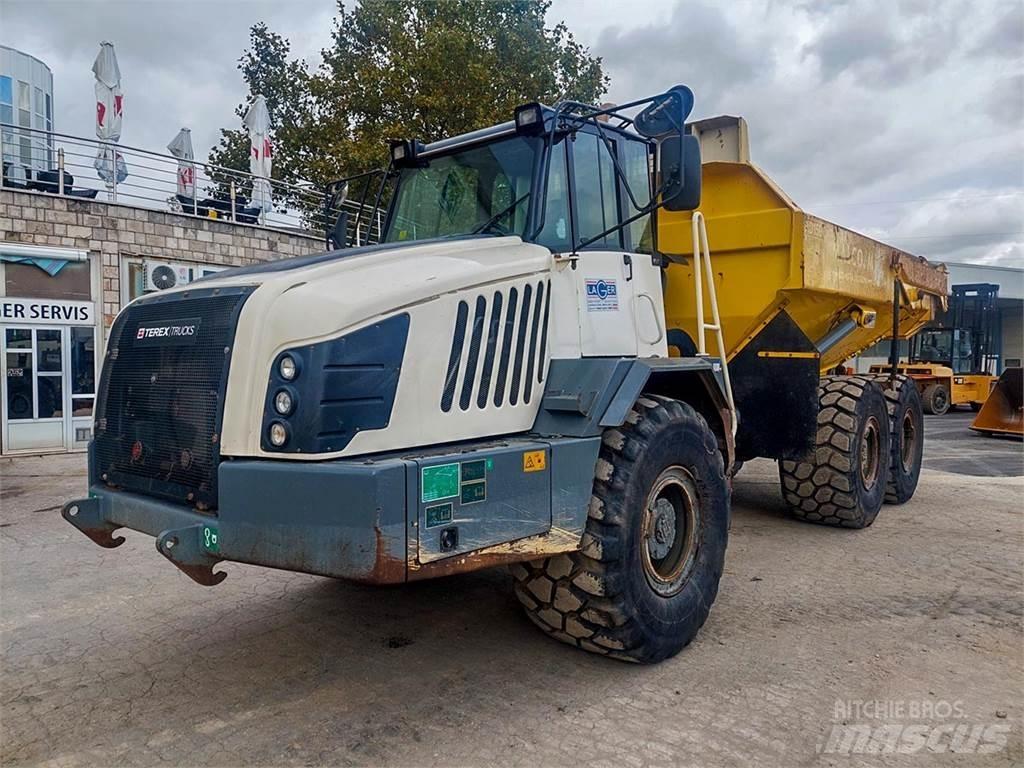 Terex TA300 연결식 홀러