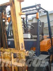 Toyota 80-5FDL25 디젤 지게차