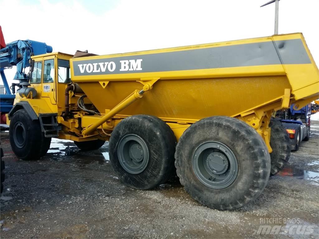 Volvo A25 연결식 홀러