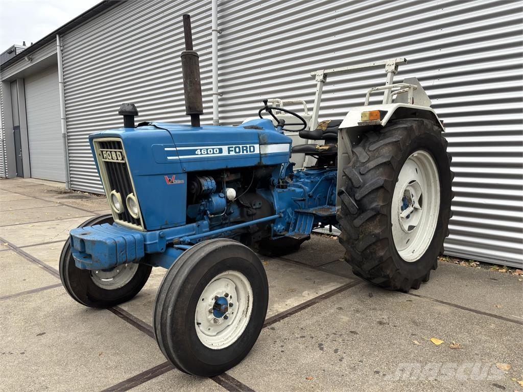 Ford 4600 트랙터