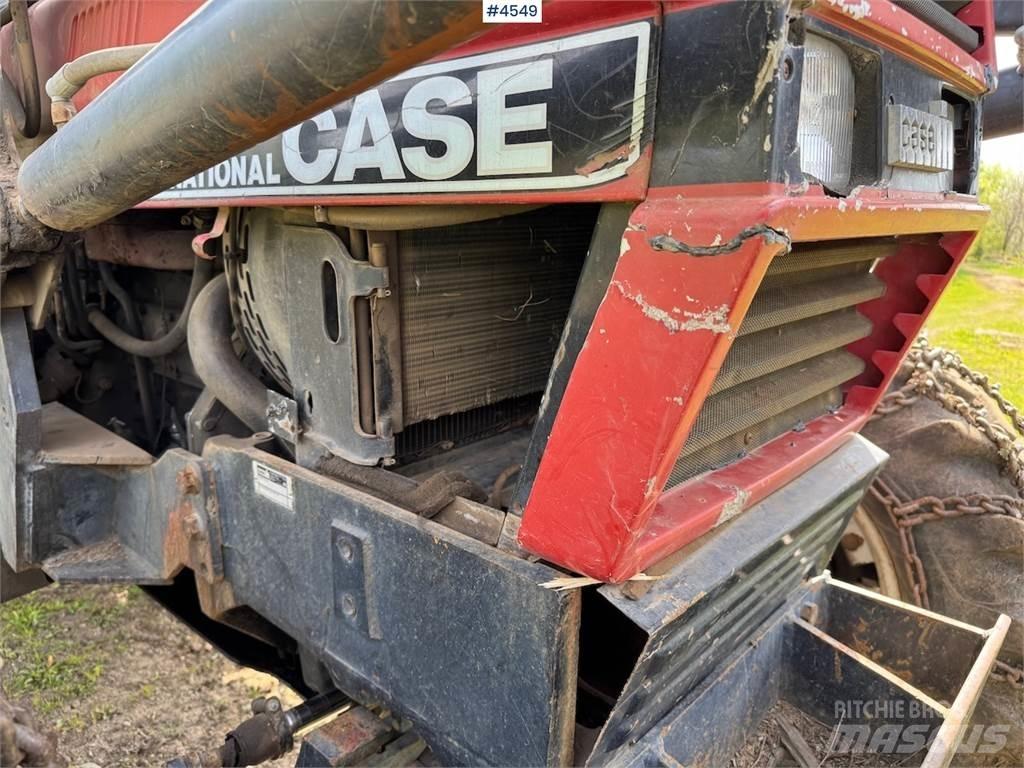 CASE 685 XL 트랙터