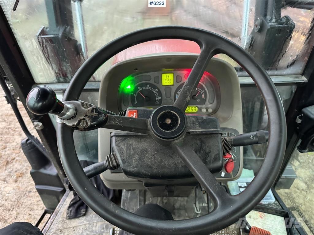 Case IH JXU 95 트랙터