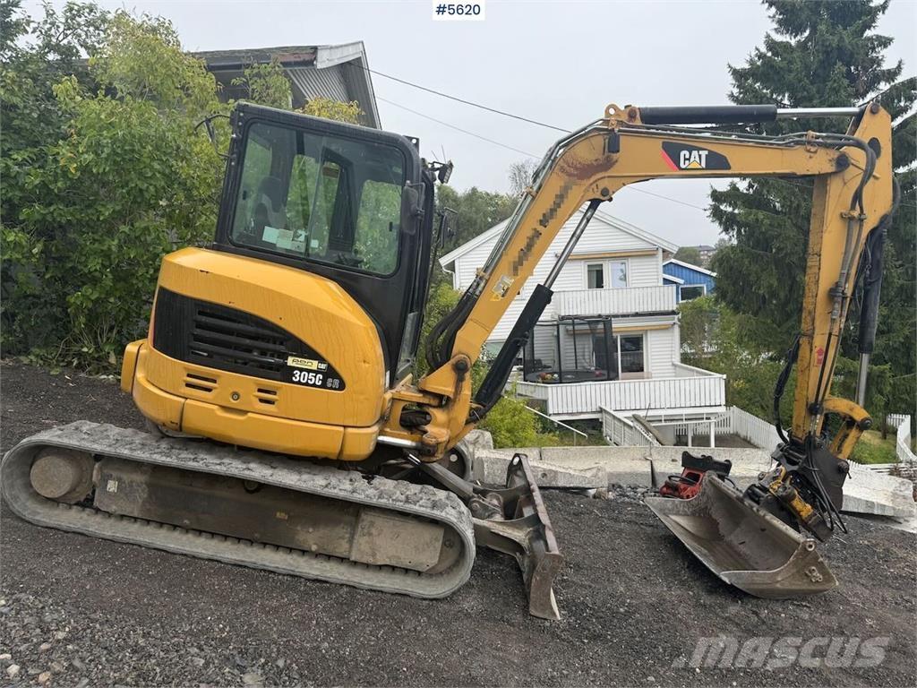 CAT 305 CR 대형 굴삭기 29톤 이상