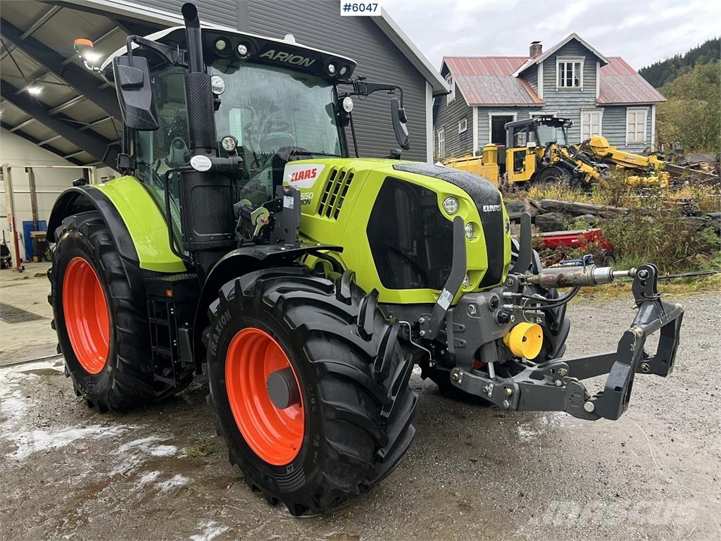 CLAAS 550 트랙터