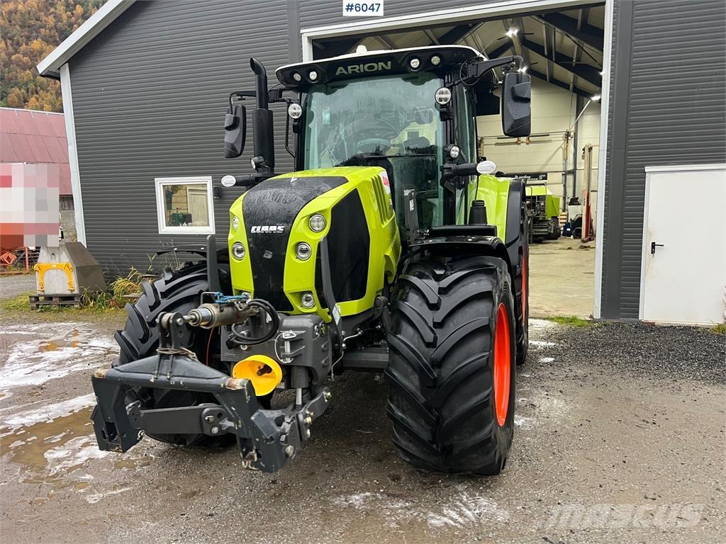 CLAAS 550 트랙터