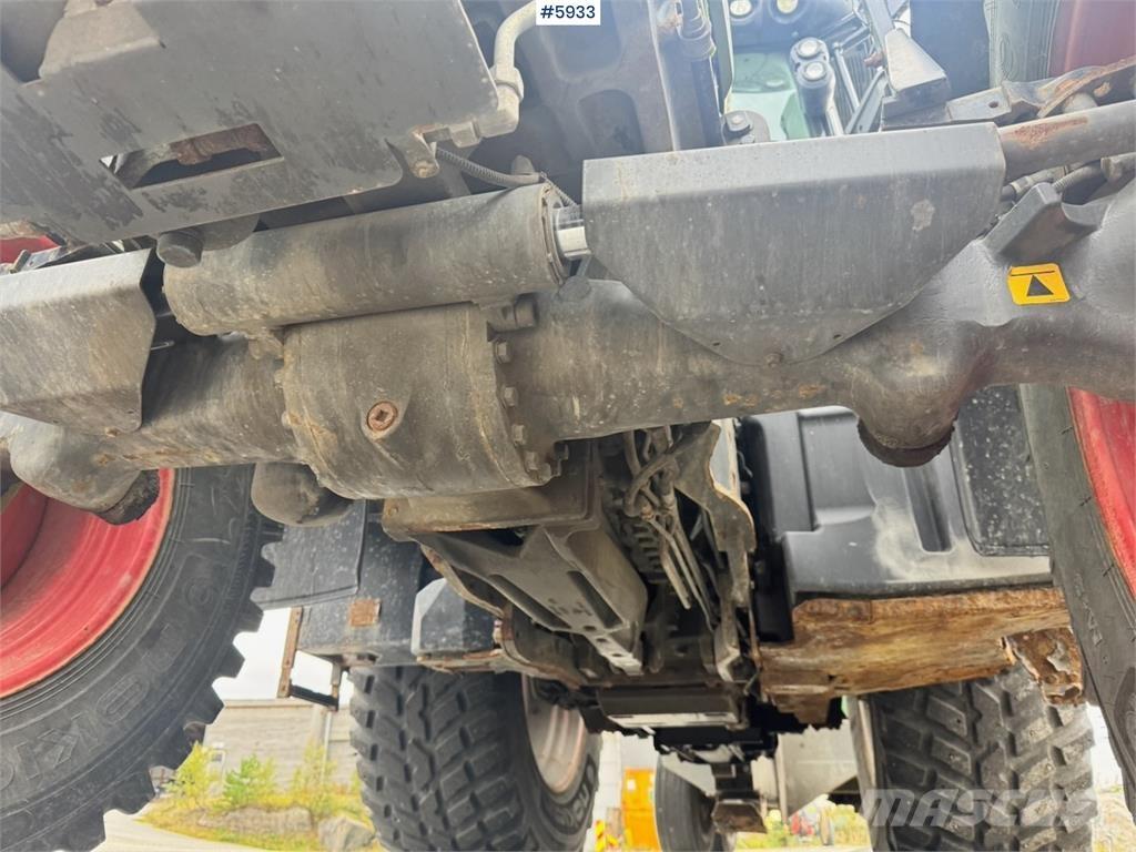 CLAAS Arion 660 트랙터