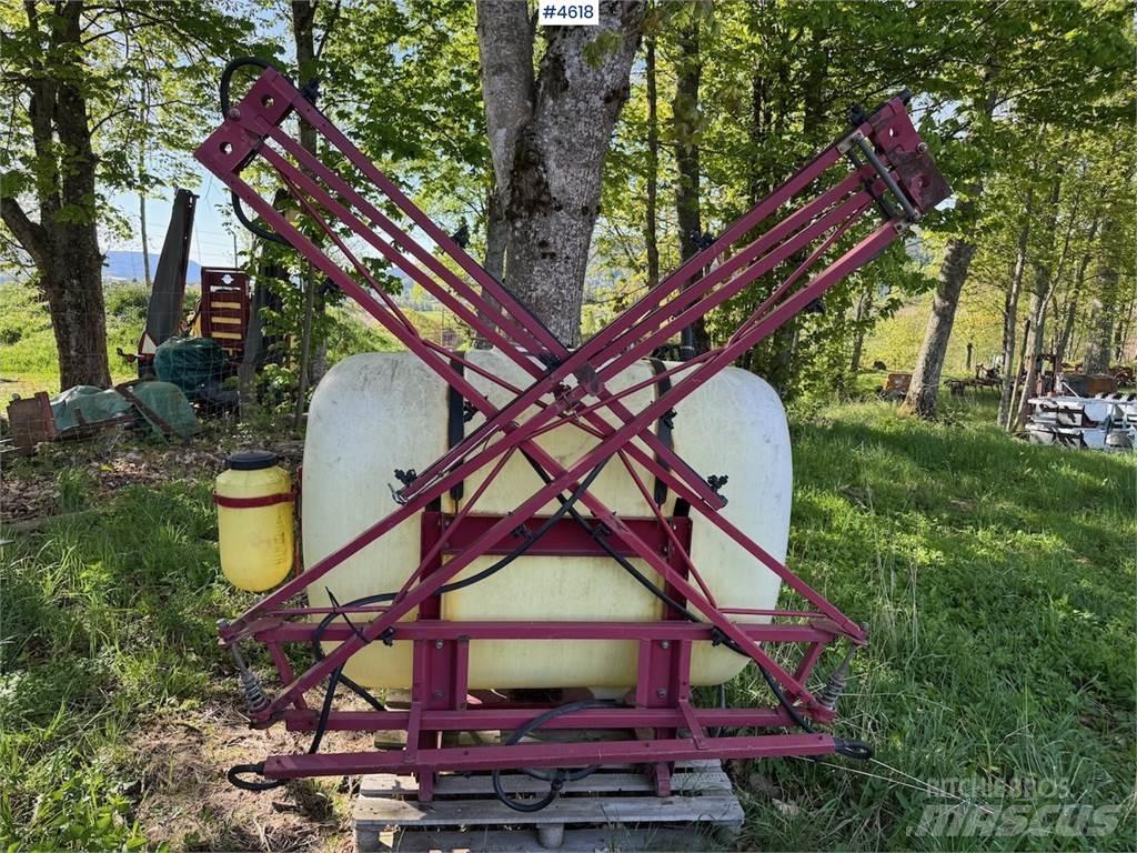 Hardi NK 800 견인형 분무기