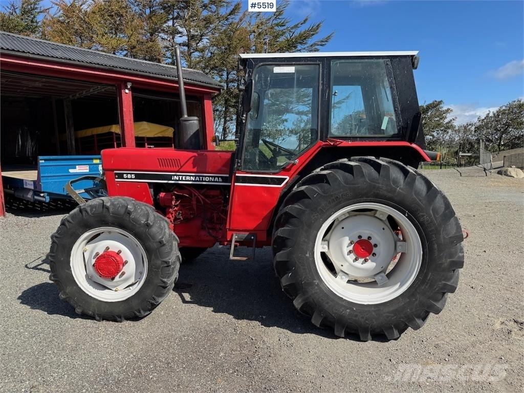 International 585 트랙터