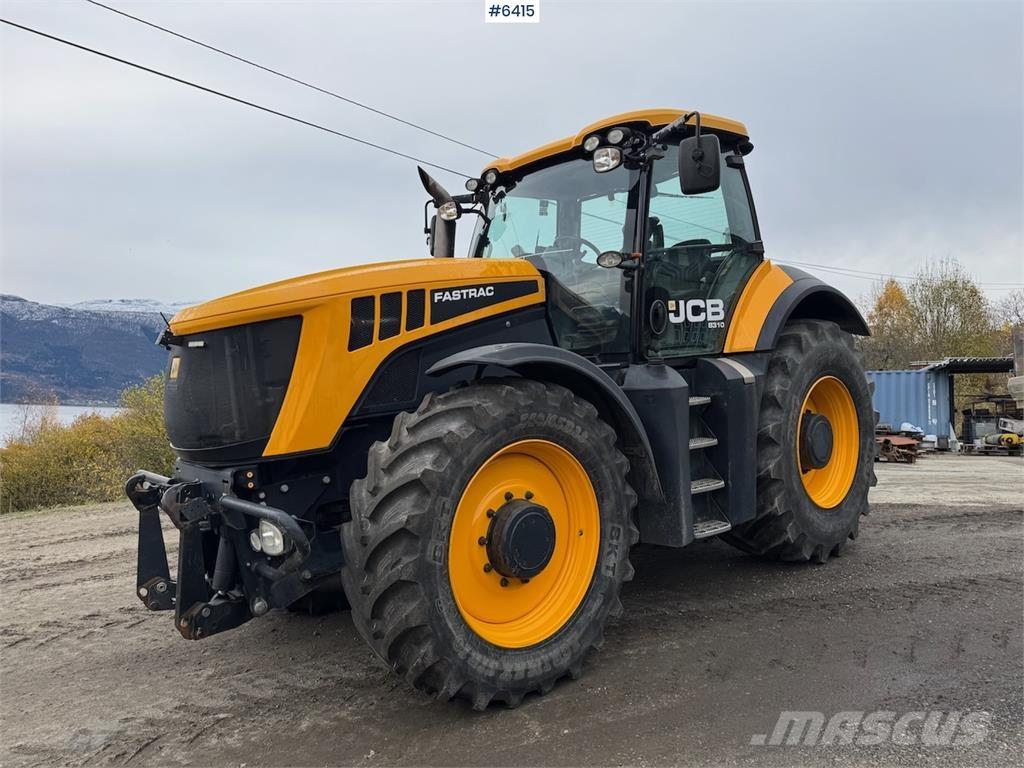 JCB 8310 Fastrac 트랙터