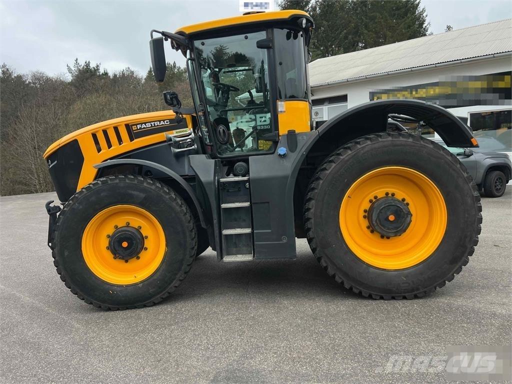 JCB Fastrac 8330 트랙터