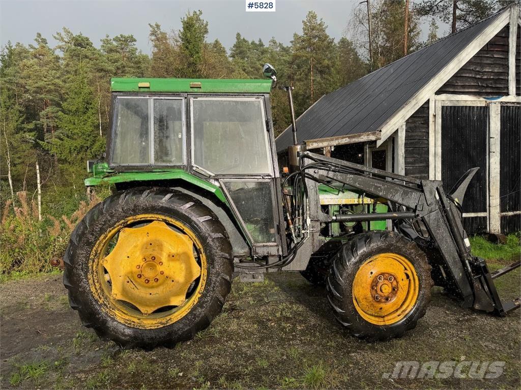 John Deere 1630 트랙터