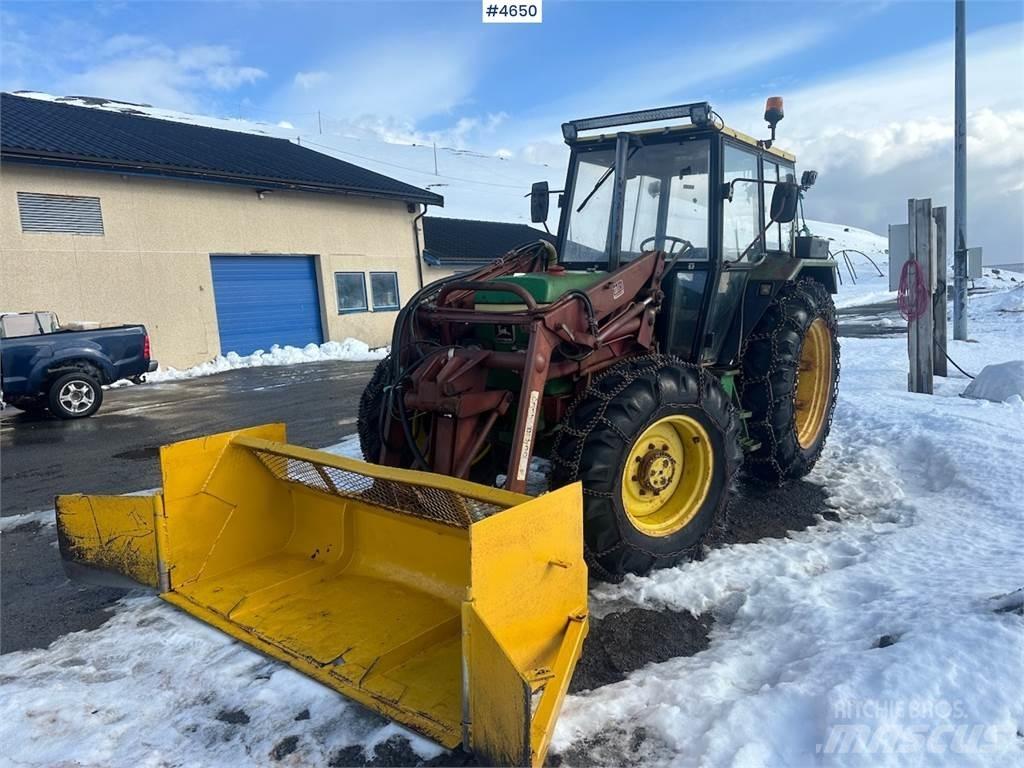John Deere 2040 트랙터