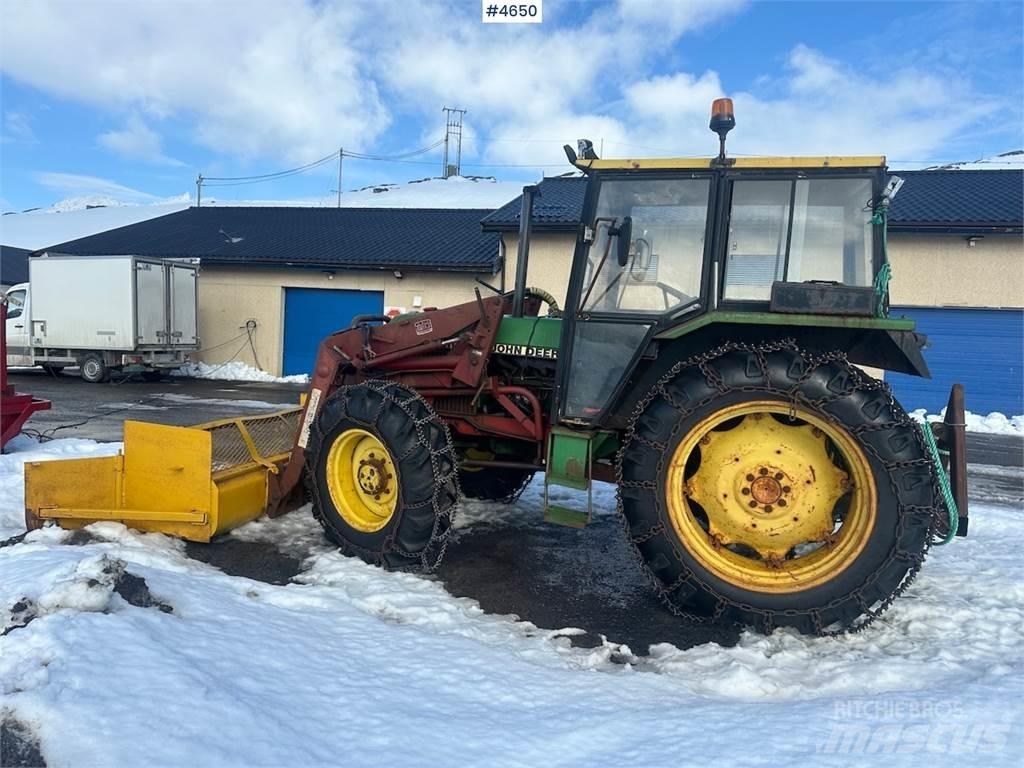 John Deere 2040 트랙터