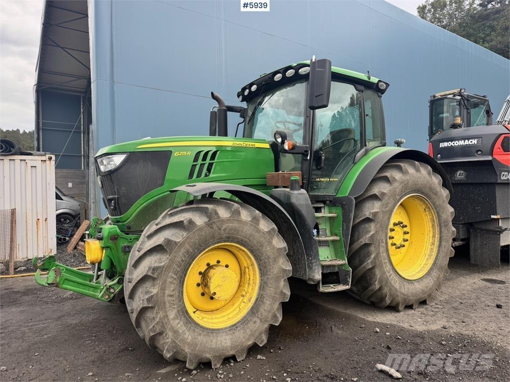 John Deere 6215R 트랙터
