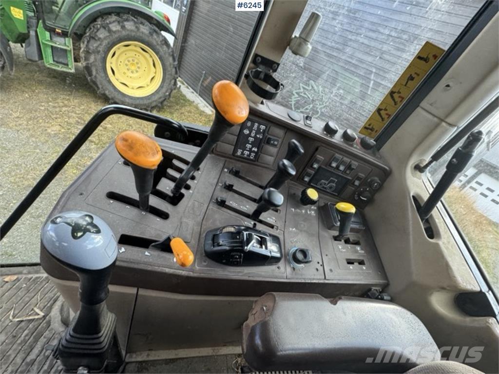 John Deere 6310 트랙터