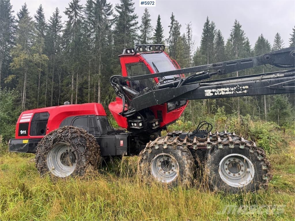 Komatsu 911-6 원목 하베스터