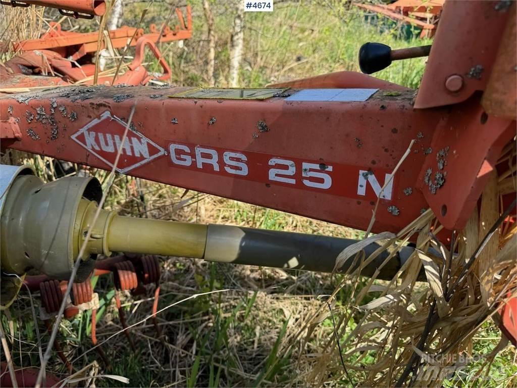 Kuhn GRS 25 기타 수확용 장비