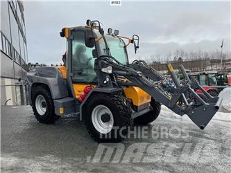 LM Trac 587 다목적 로더