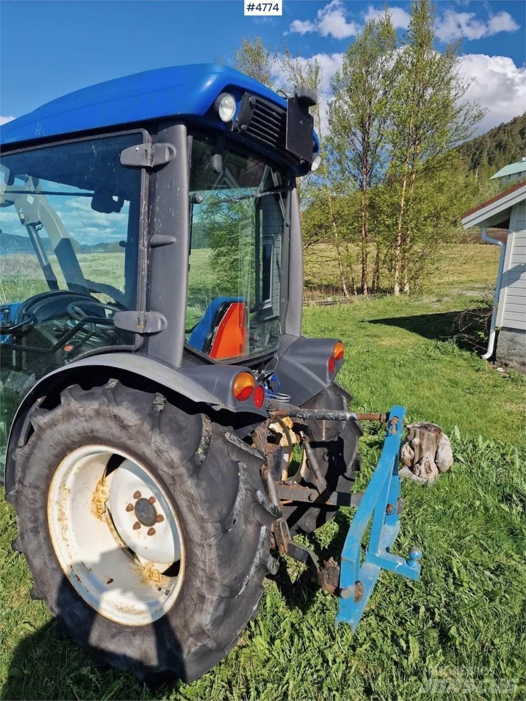 New Holland T3020 트랙터