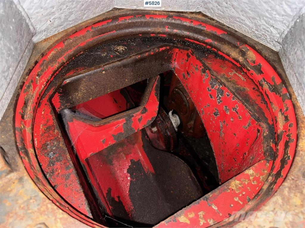 Nokka LR 4271 제설 블레이드 및 제설기