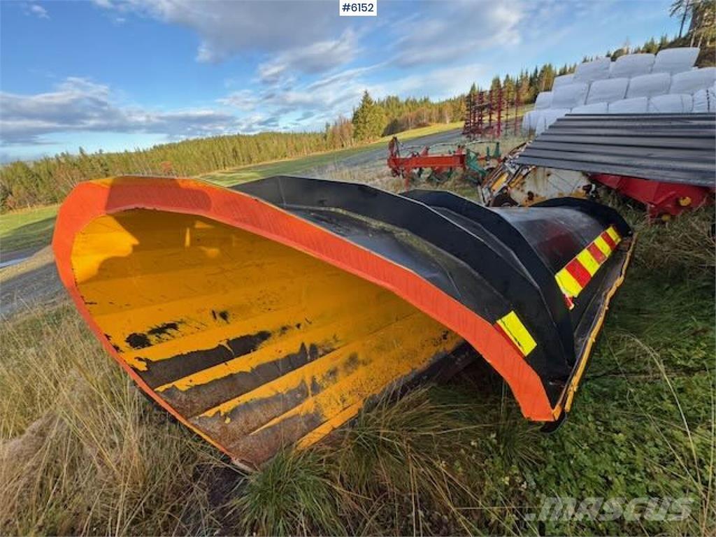  Øveraasen 2651 제설 블레이드 및 제설기