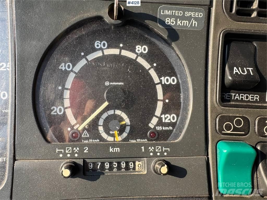 Scania 144G 탑차 트럭