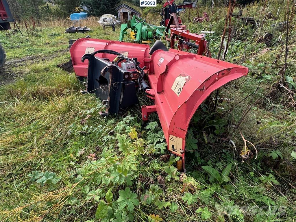Tellefsdal V-plog 제설 블레이드 및 제설기