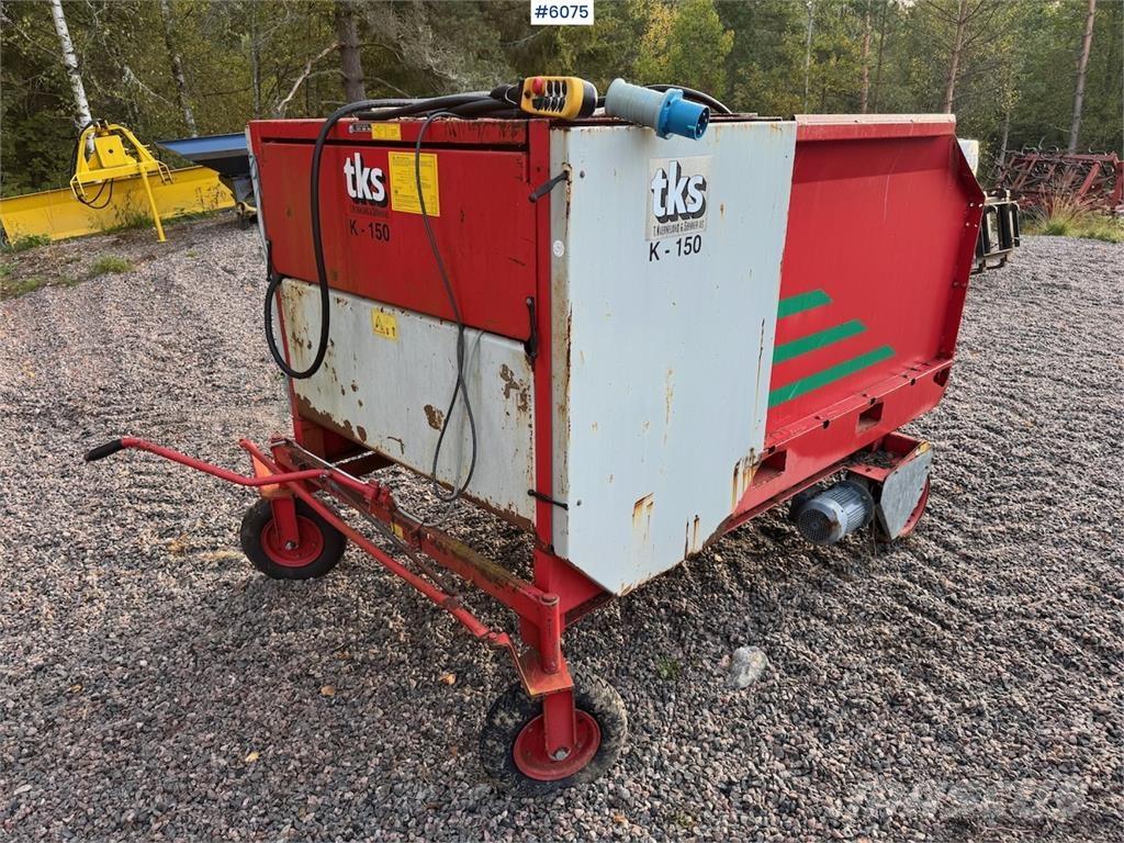 TKS K-150 기타 수확용 장비