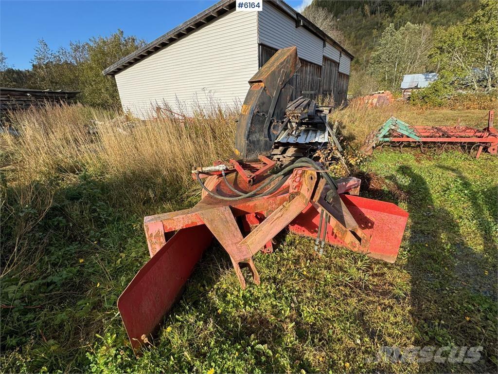  to-trinns Snøfres 제설 블레이드 및 제설기