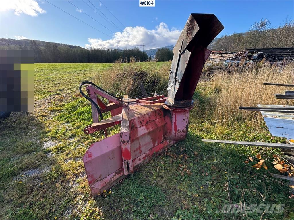  to-trinns Snøfres 제설 블레이드 및 제설기